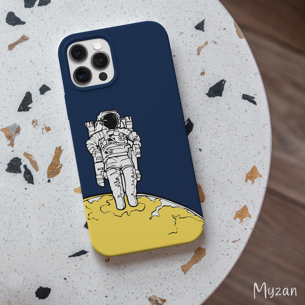 RC411  - Lost Astronaut In Space Mobile Case